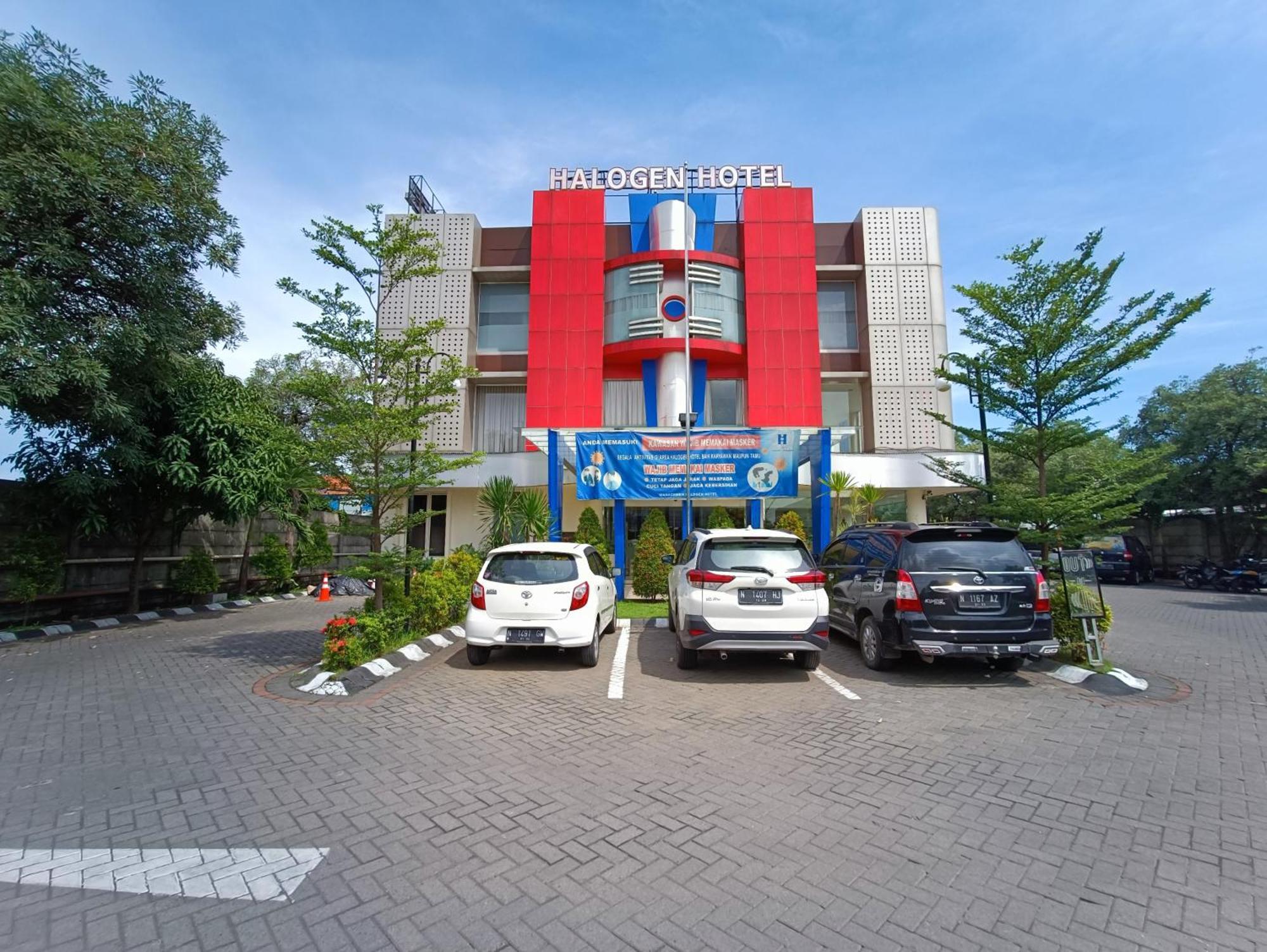 Halogen Hotel Airport Surabaya Sidoarjo Kültér fotó